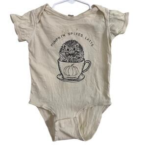 Itty Bitty Bean Co Pumpkin Spikes Latte Hedgehog Bodysuit 12 Months